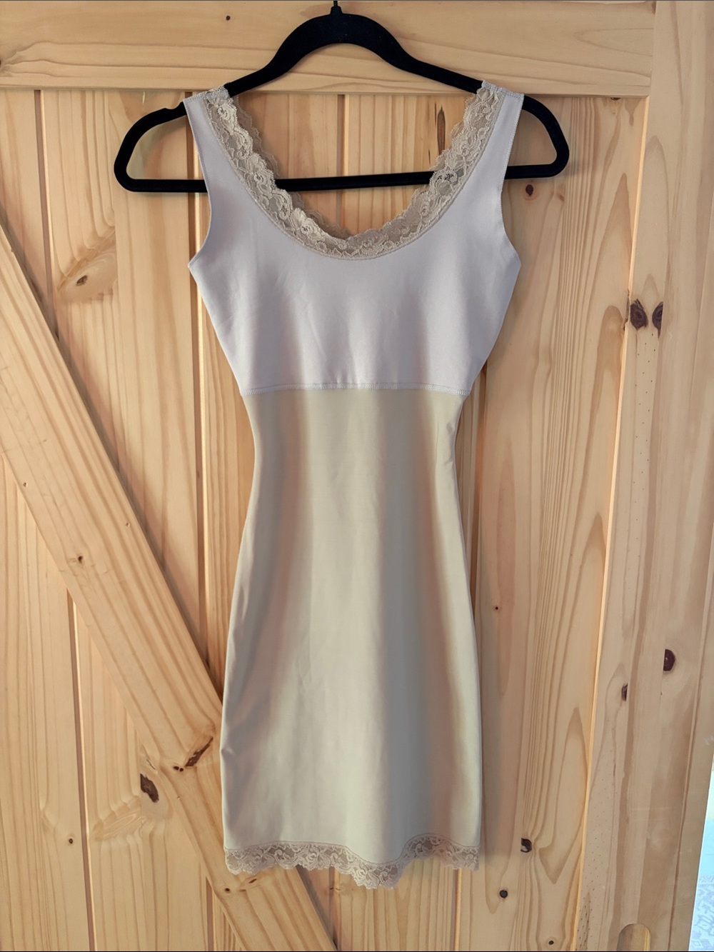 SPANX Women's shape-wear Lace Trim Dress in Cream ✨ - Picture 1 of 3